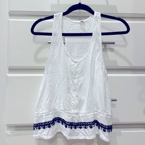 Size S linen crop tank